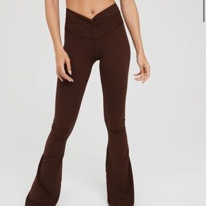 OFFLINE by Aerie Real Me XTRA Twist Flare Legging